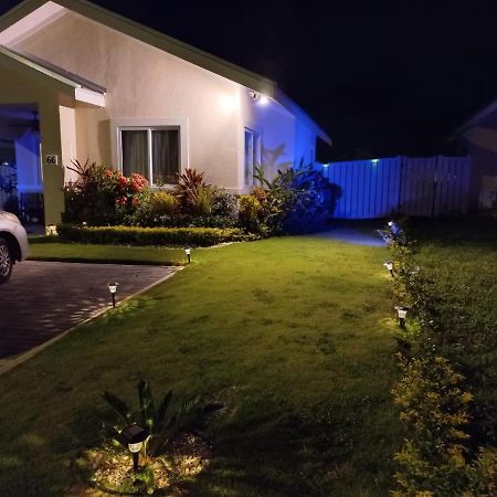 Natty'S Cozy Beach House In Hanover Jamaica Lucea Extérieur photo