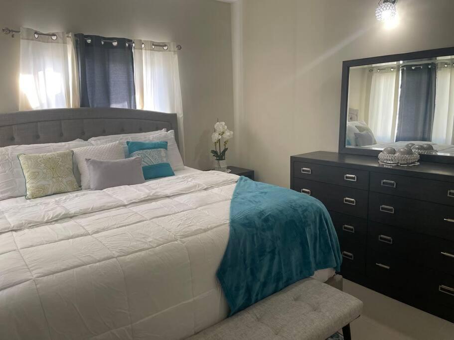 Natty'S Cozy Beach House In Hanover Jamaica Lucea Extérieur photo